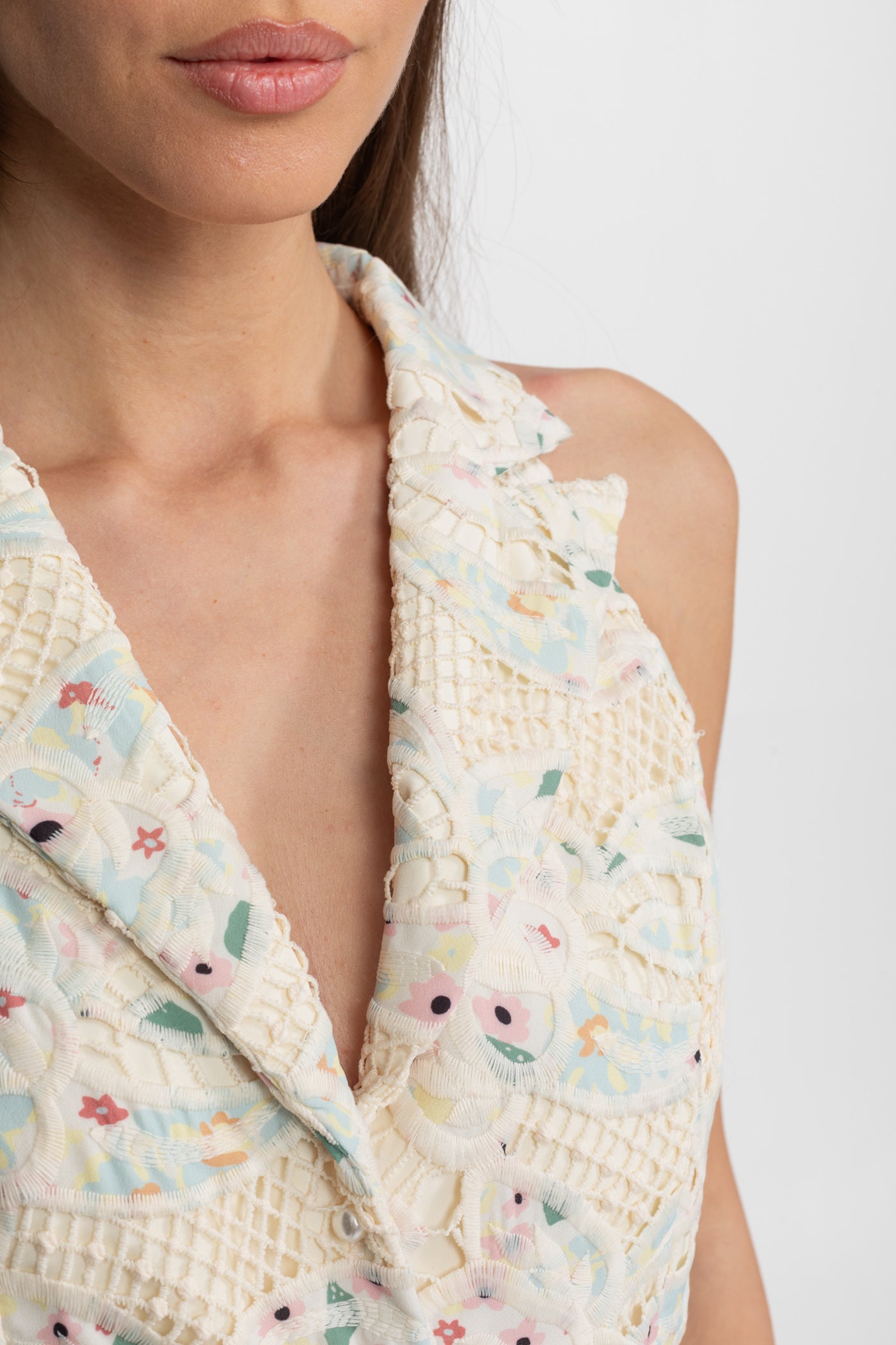 Halter Lace Midi Dress with Belted Waist – Ivoire