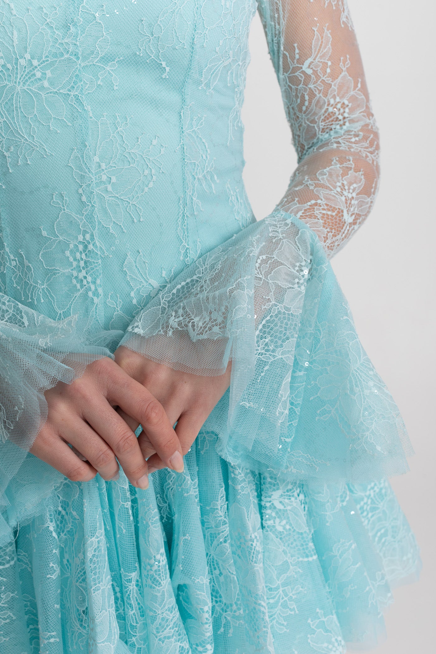 Robe Mini à Manches Longues en Dentelle Transparente avec Ourlet à Volants - Teal 