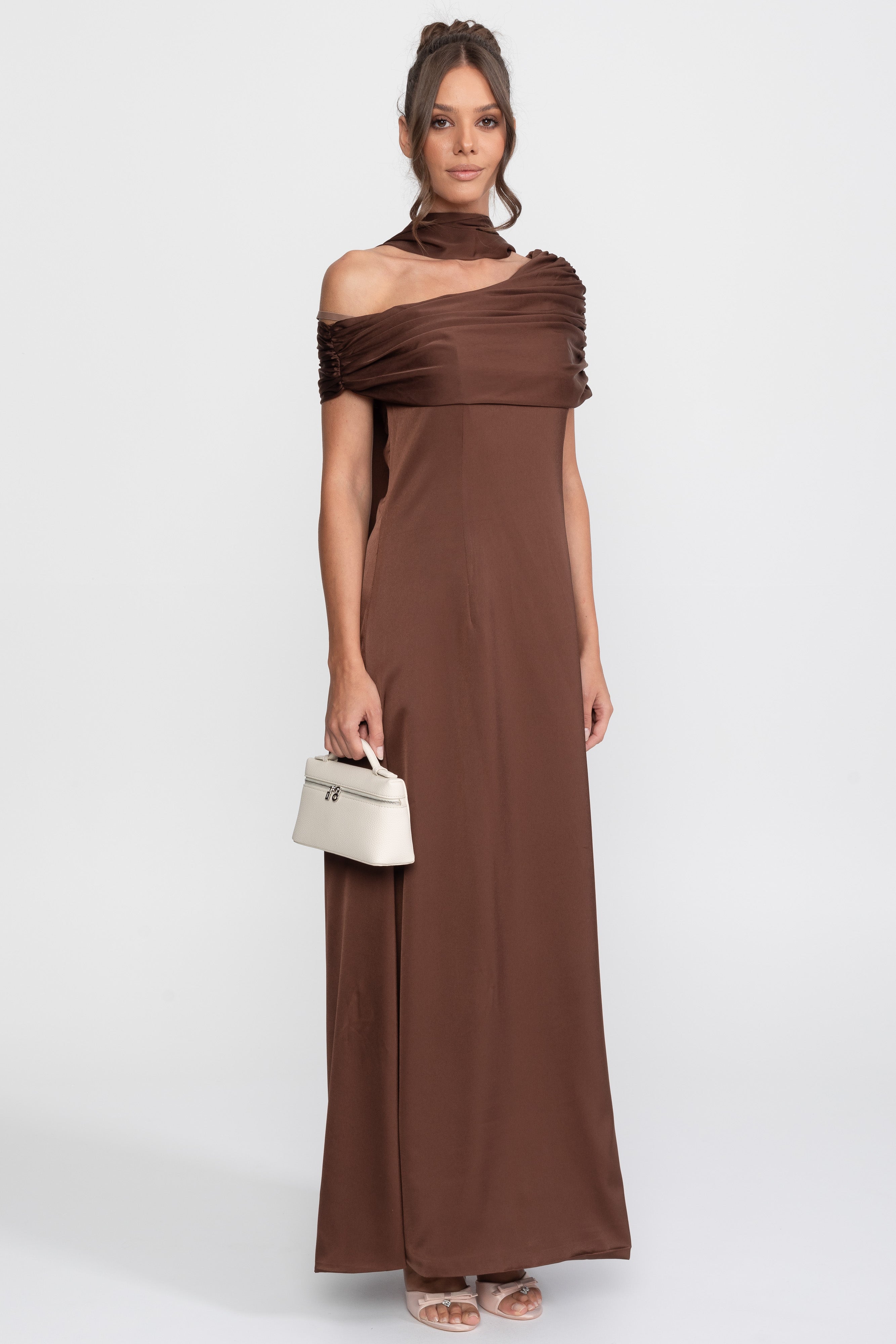 Robe en satin drapée à une épaule avec effet portefeuille froncé - Marron 