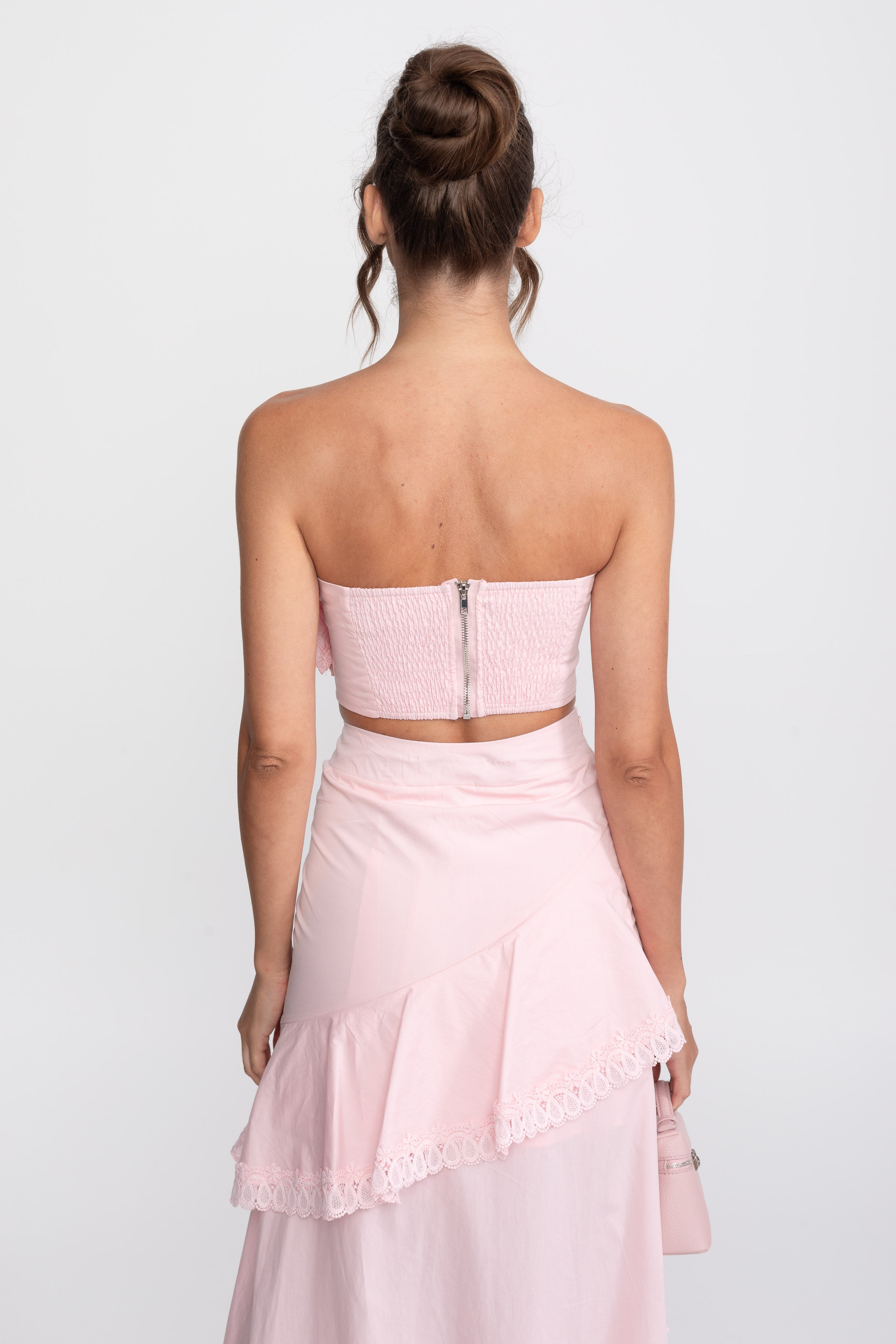 Ensemble deux pièces en crochet avec médaillon et jupe longue à volants - Rose 