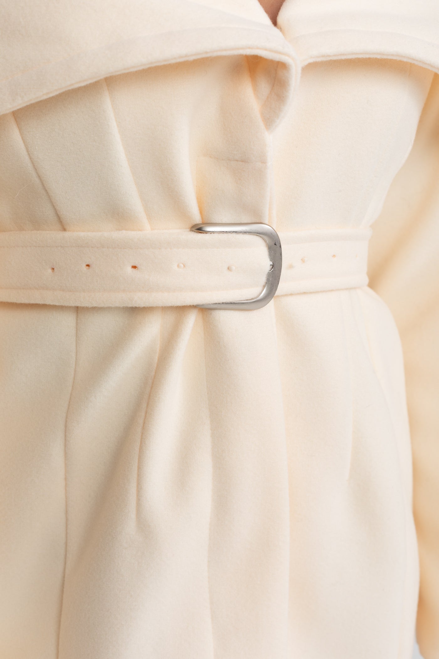 Long Blend Coat with Cape Collar – Ivoire