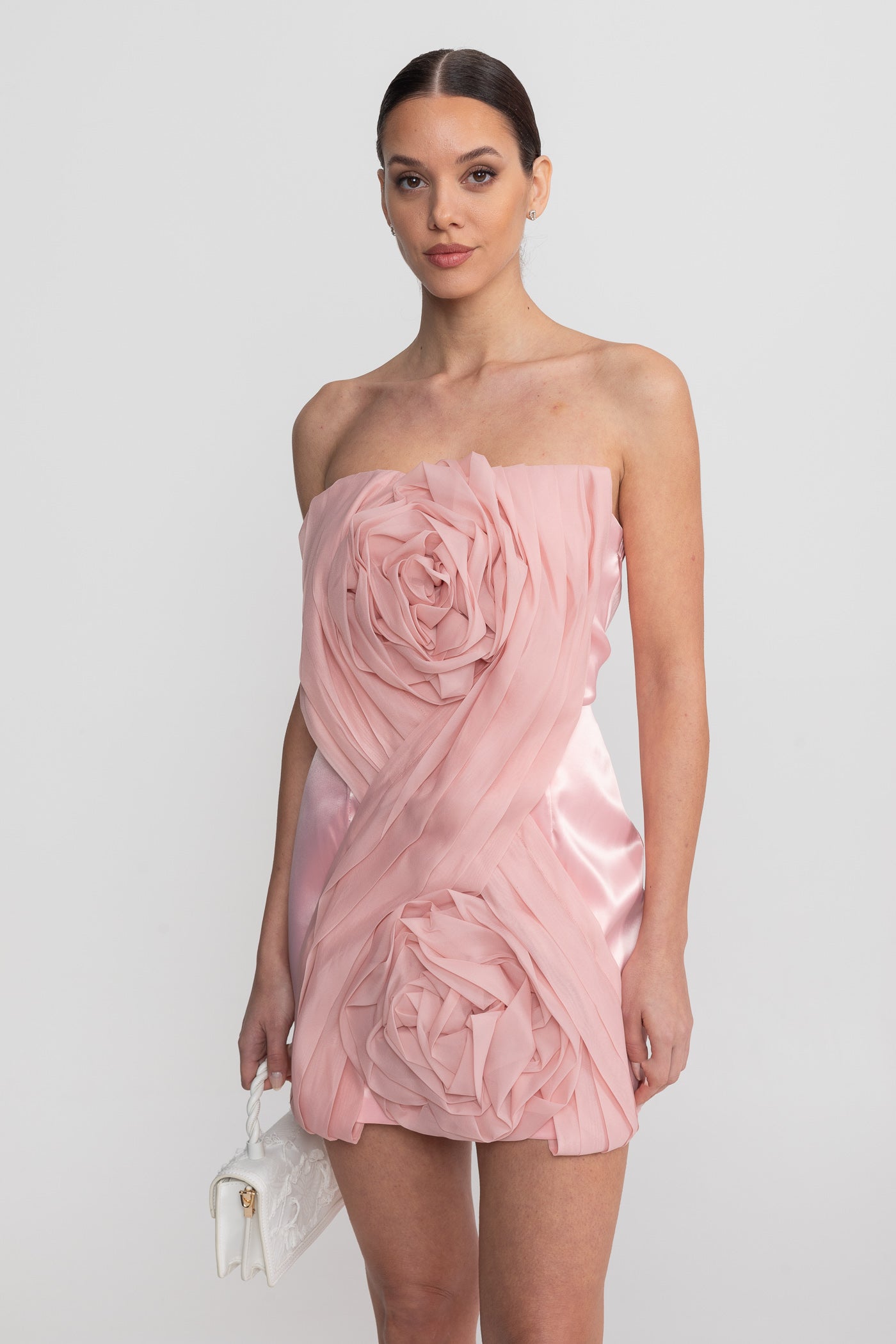Robe Mini Bustier avec Corsage Drapé et Appliqués de Roses 3D - Blush Pink 