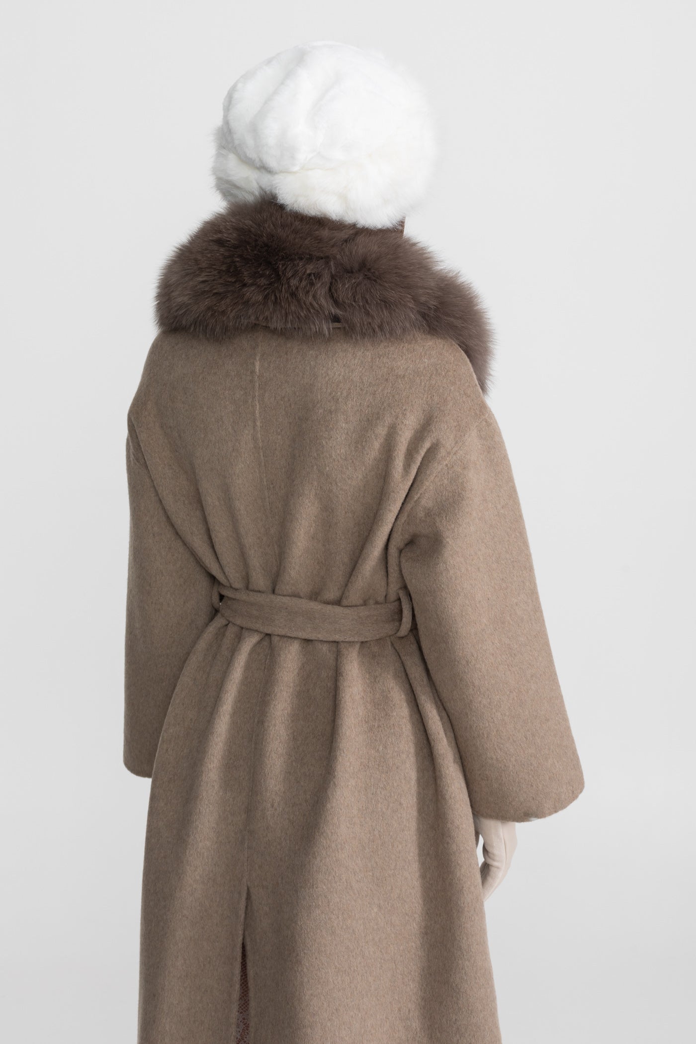 Manteau en laine avec col en fourrure de renard et ceinture à nouer – Kaki 