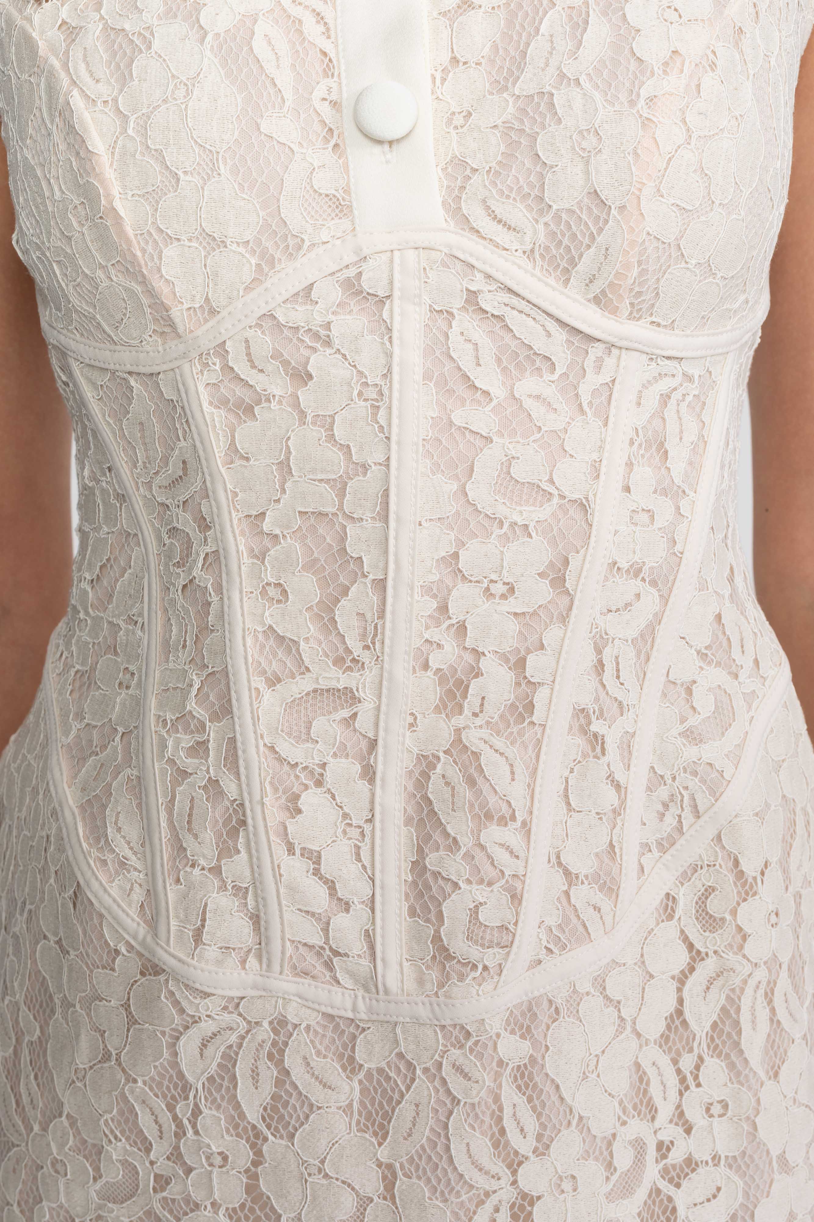 Robe mini corset en dentelle avec col et devant boutonné - Ivoire 