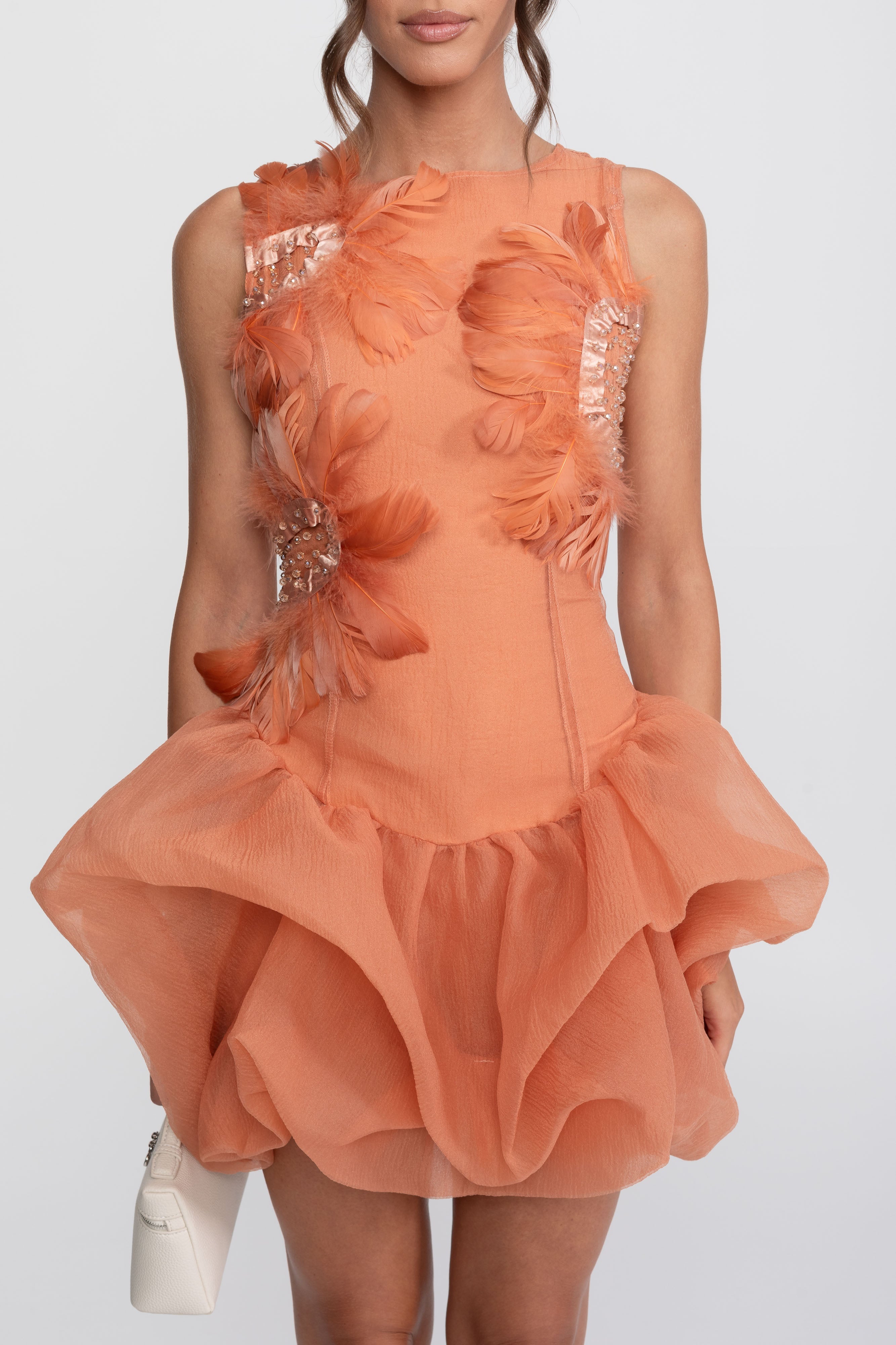 Mini-robe péplum avec appliqué plumes 3D et perles de cristal - Orange 