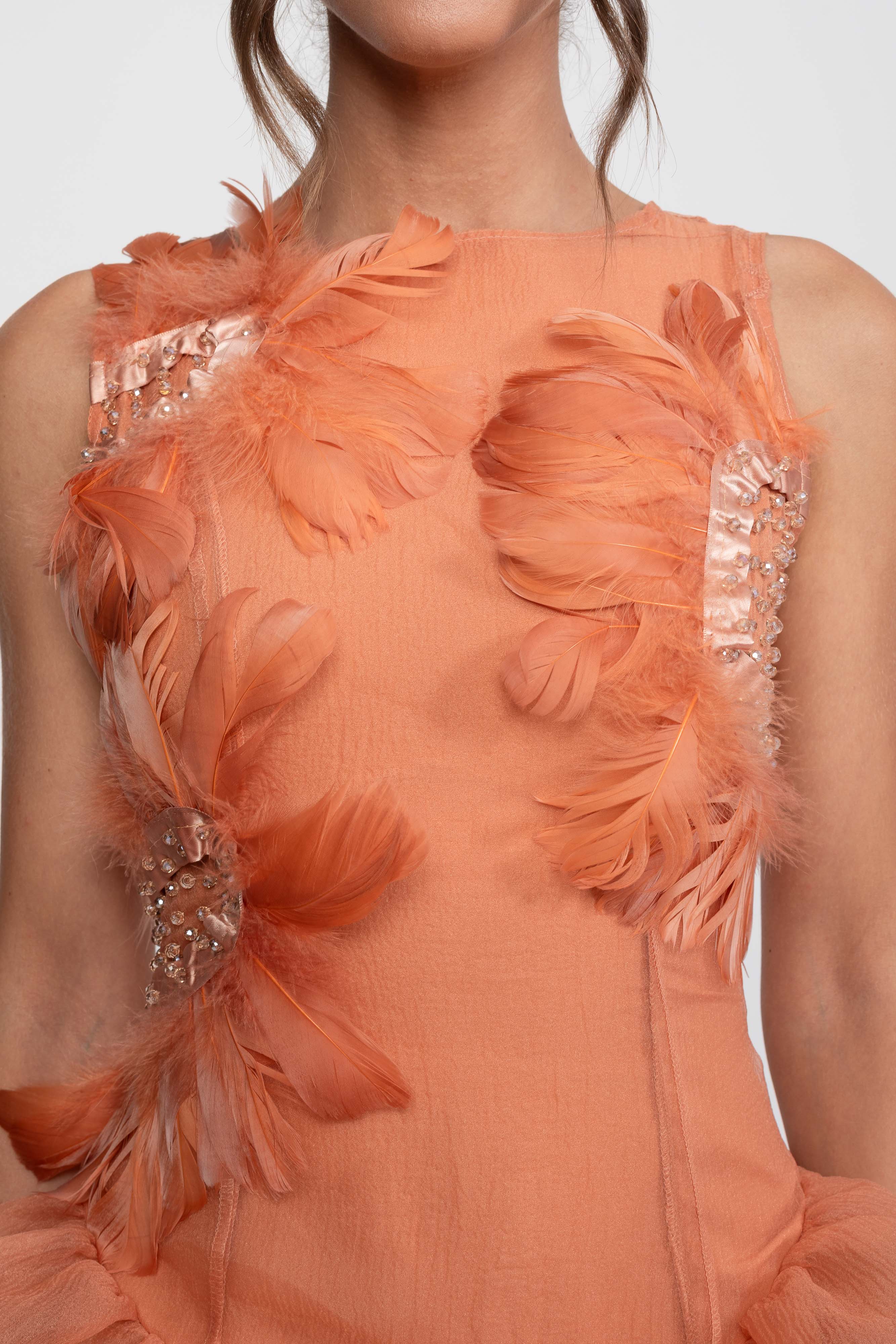 Mini-robe péplum avec appliqué plumes 3D et perles de cristal - Orange 