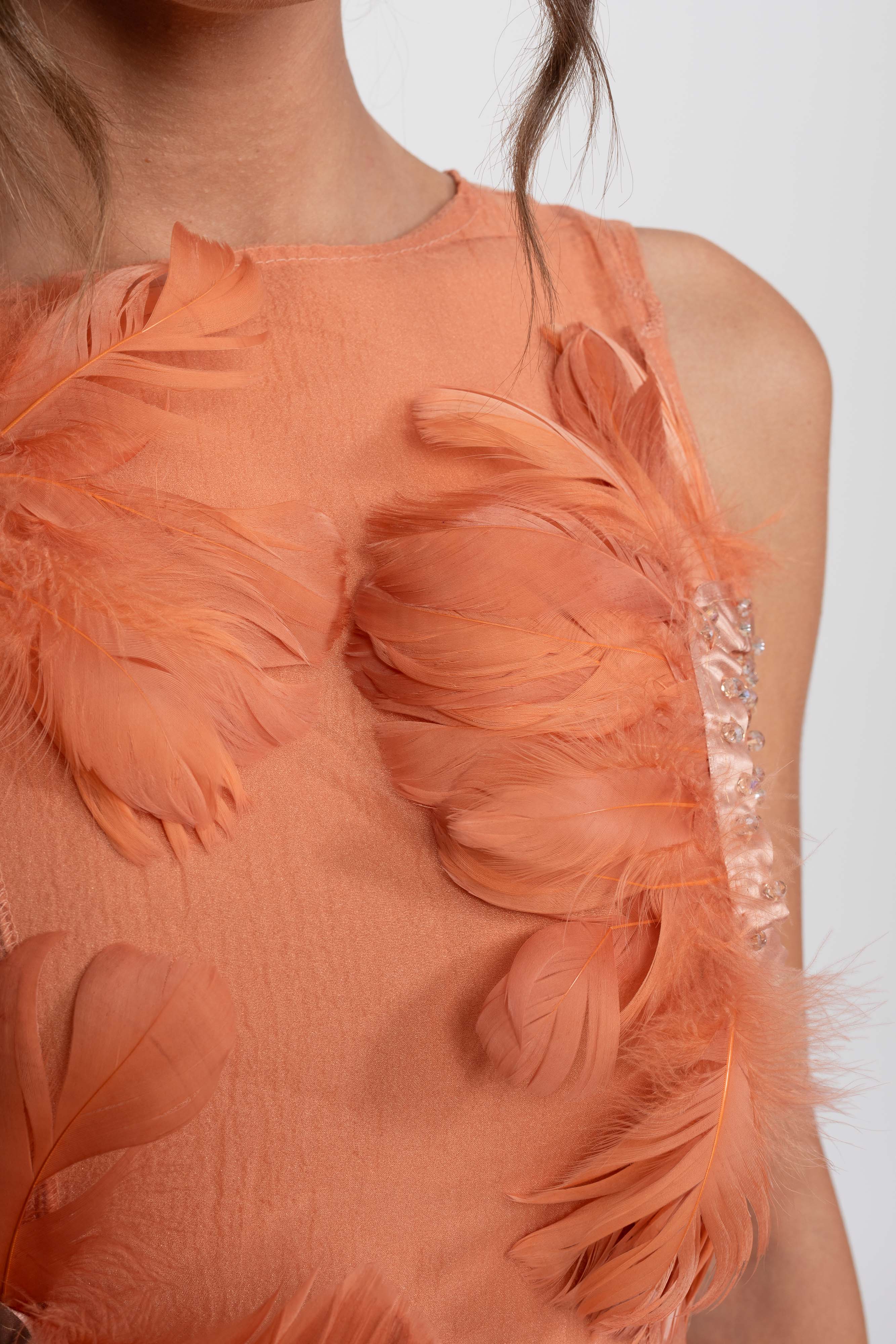Mini-robe péplum avec appliqué plumes 3D et perles de cristal - Orange 