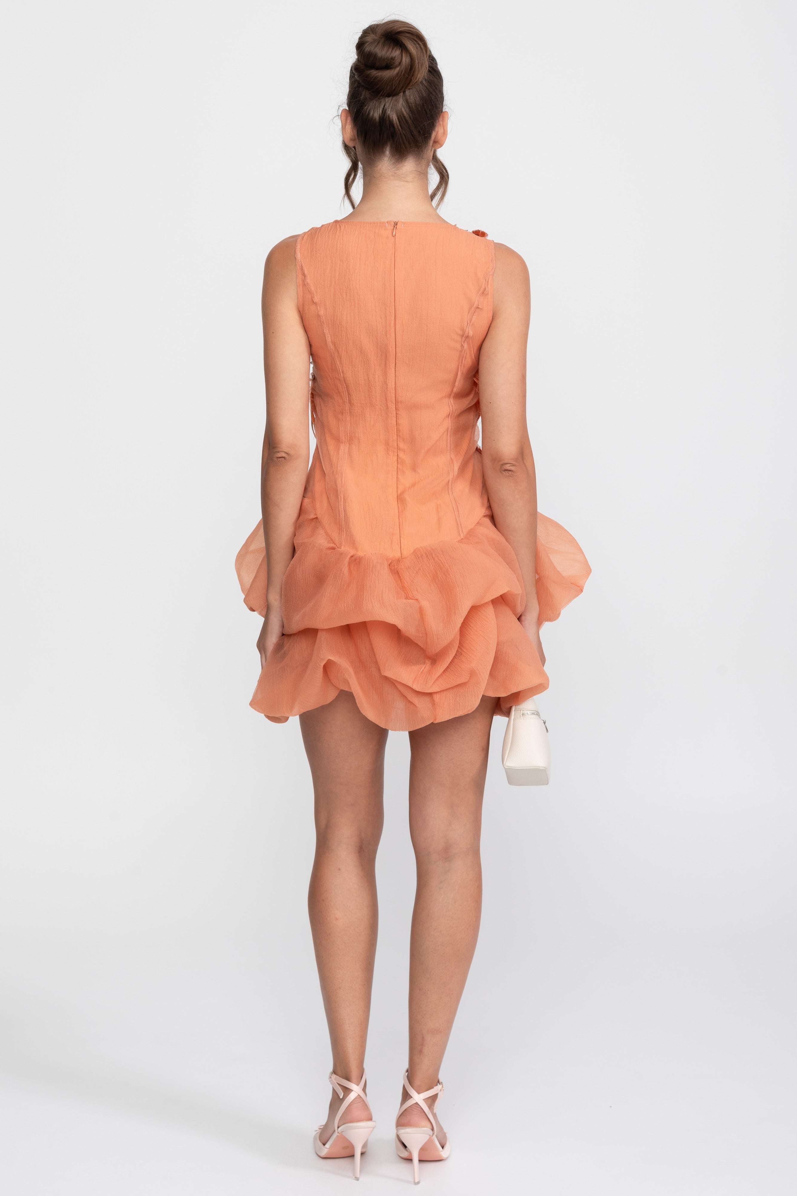 Mini-robe péplum avec appliqué plumes 3D et perles de cristal - Orange 