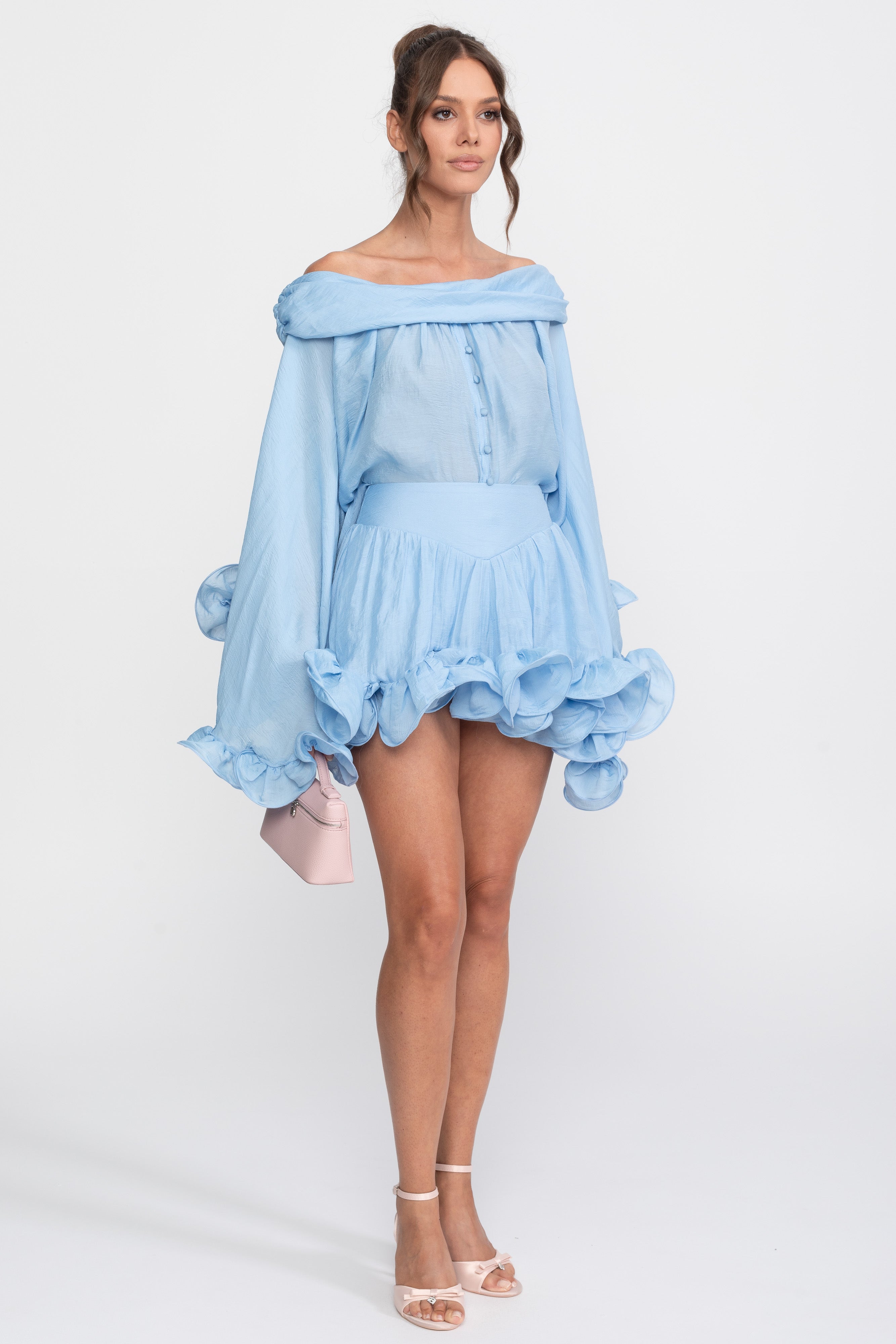 Mini-robe à épaules dénudées avec ourlet à volants et manches longues - Light Blue 