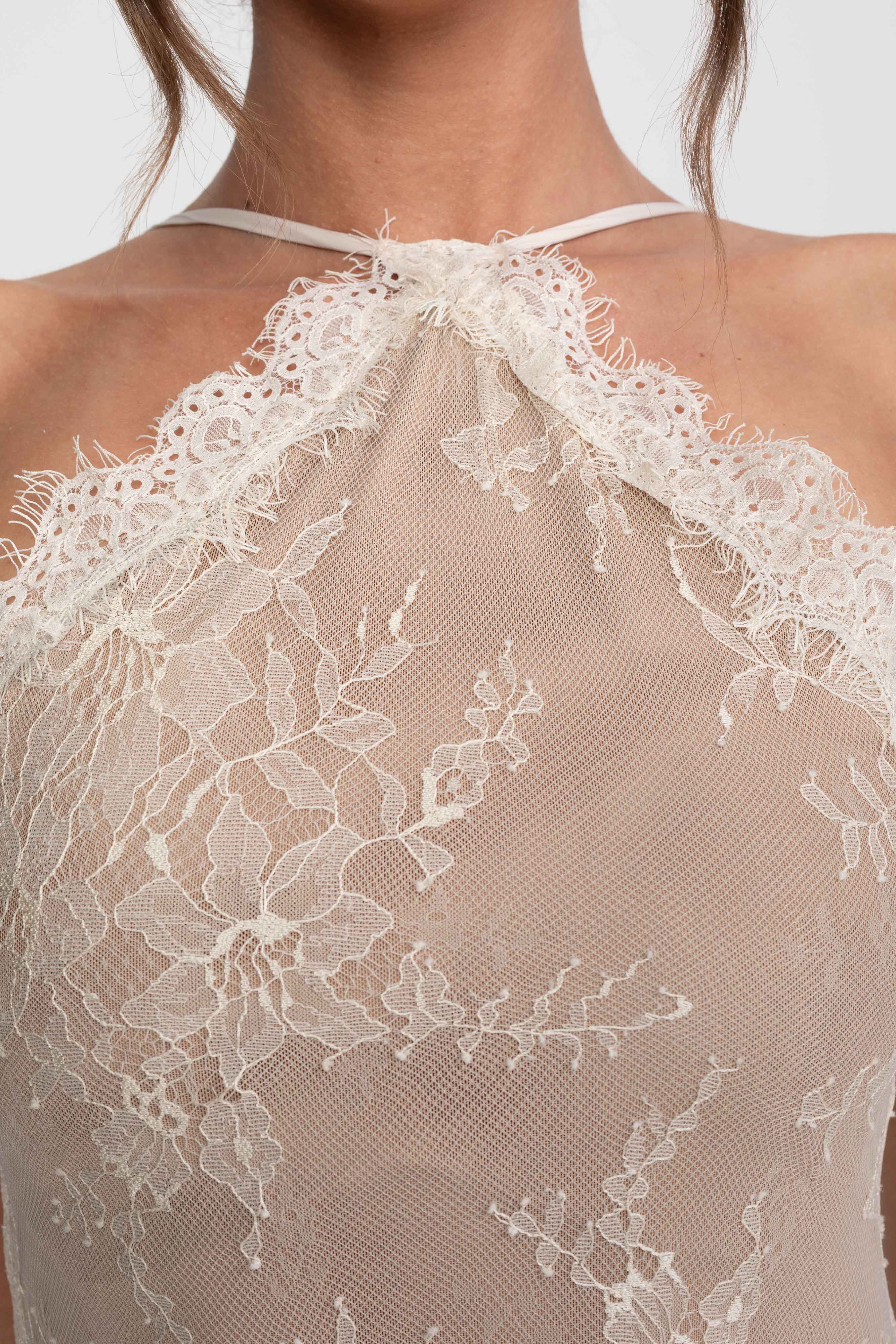 Robe longue sans manches à col licou en dentelle avec jupe plissée - Crème 