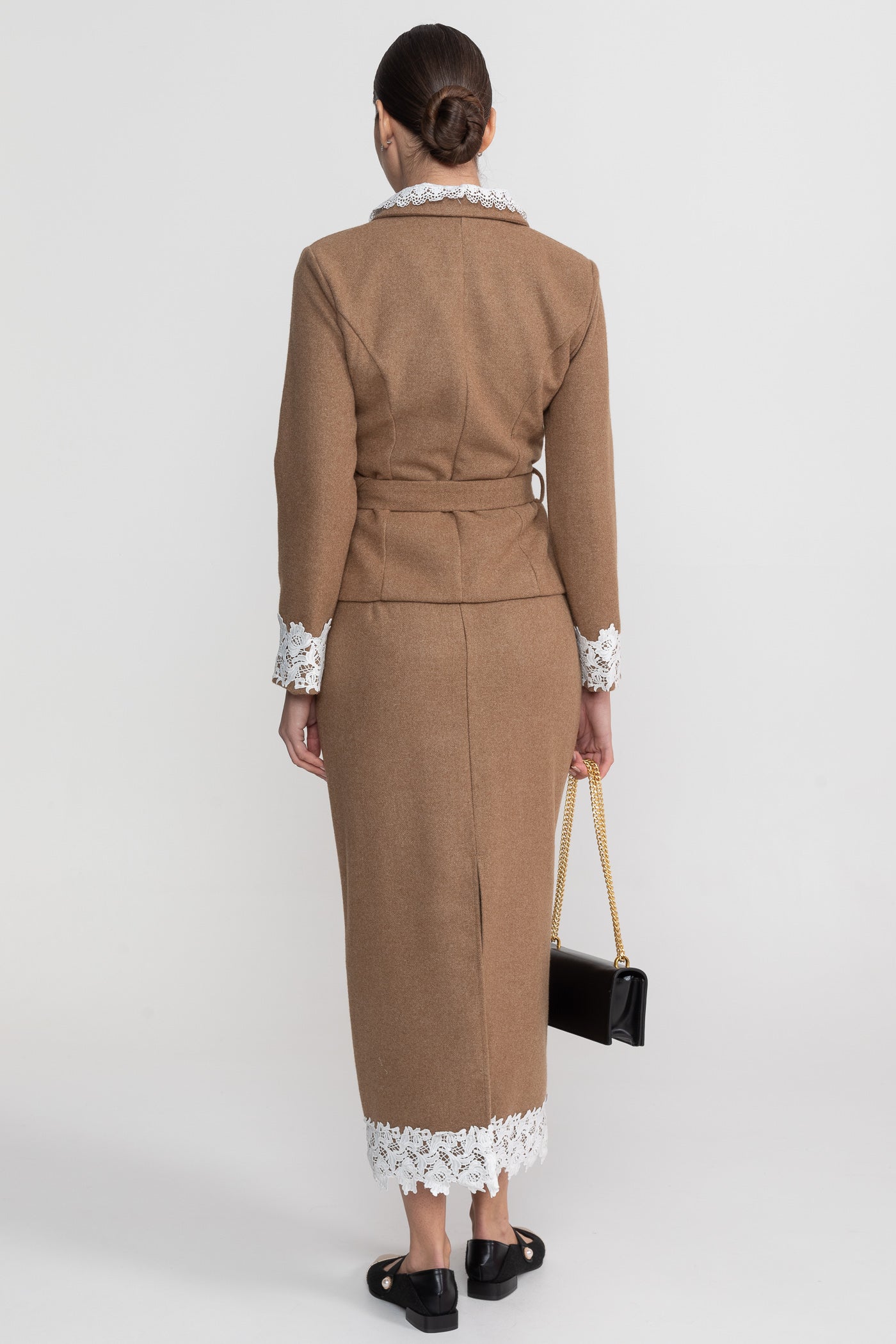 Tailored Co-Ord Set With Lace Trim Detailing - Camel