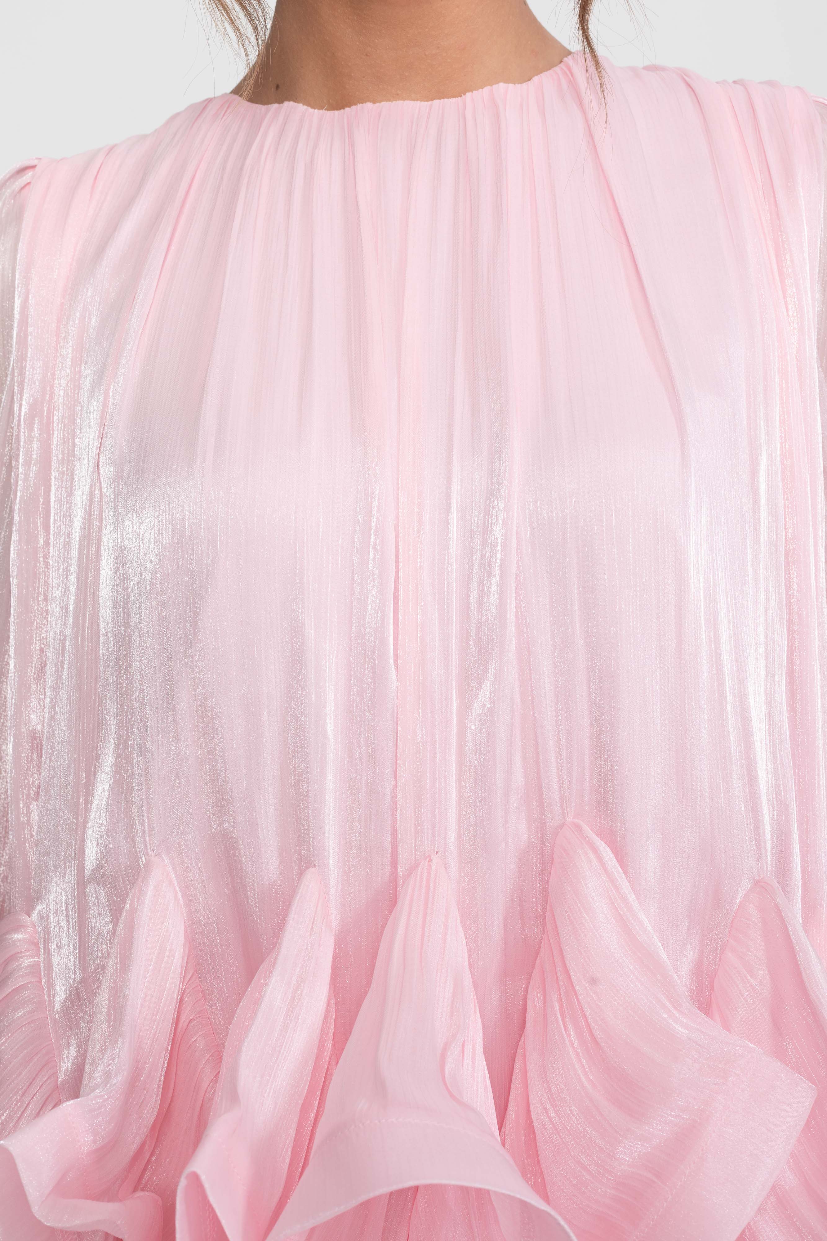 Mini-robe asymétrique à ourlet volanté avec finition satinée - Pink 